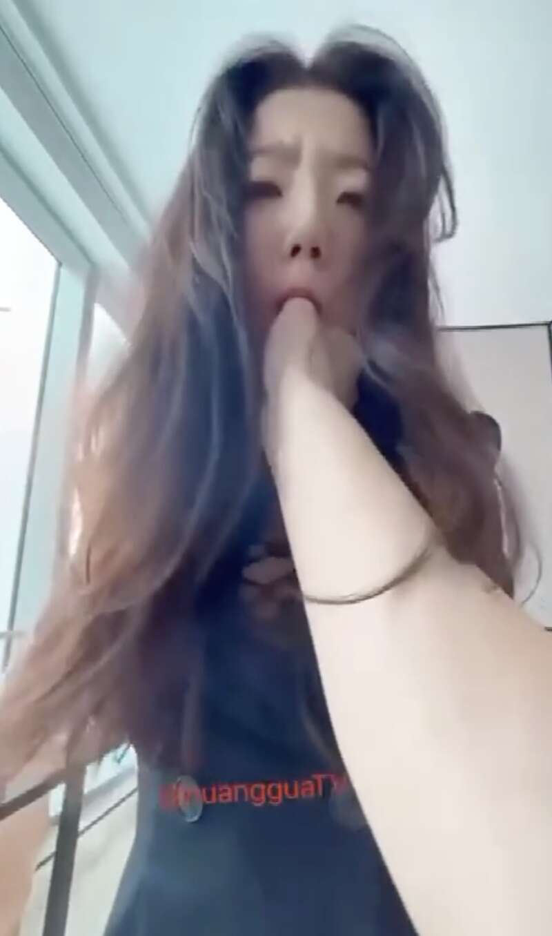 最美“警花”张小姐不雅视频事件越看越不对! - 综合新闻- 加拿大新闻- 约克论坛